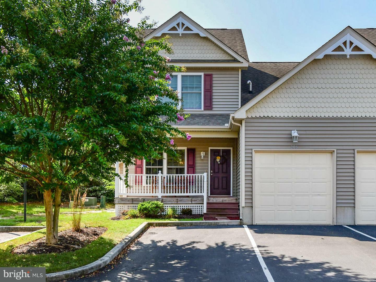 Property Photo: 326 Williams Street 206 MD 21811