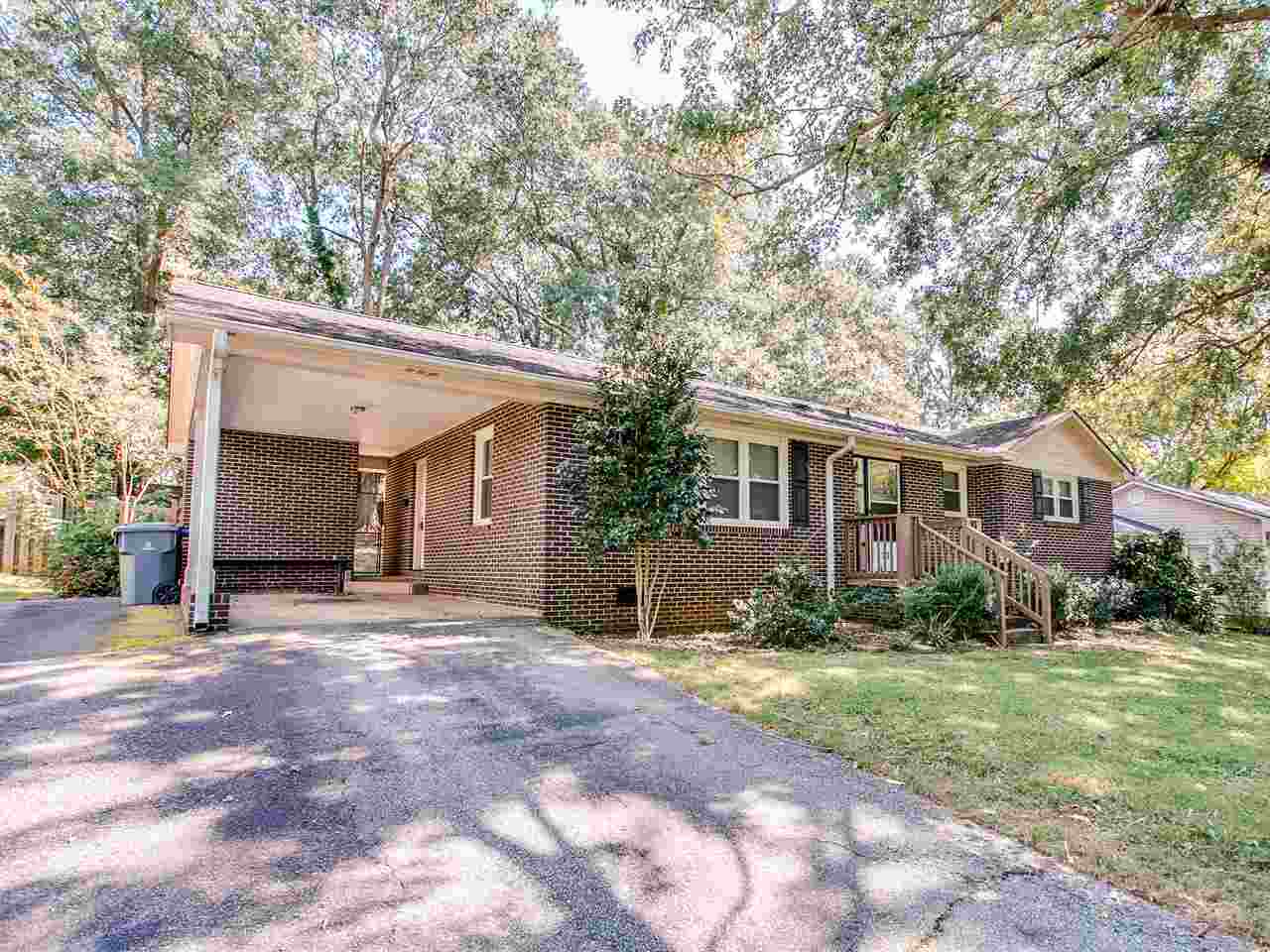 Property Photo:  113 Appplewood Lane  SC 29307 