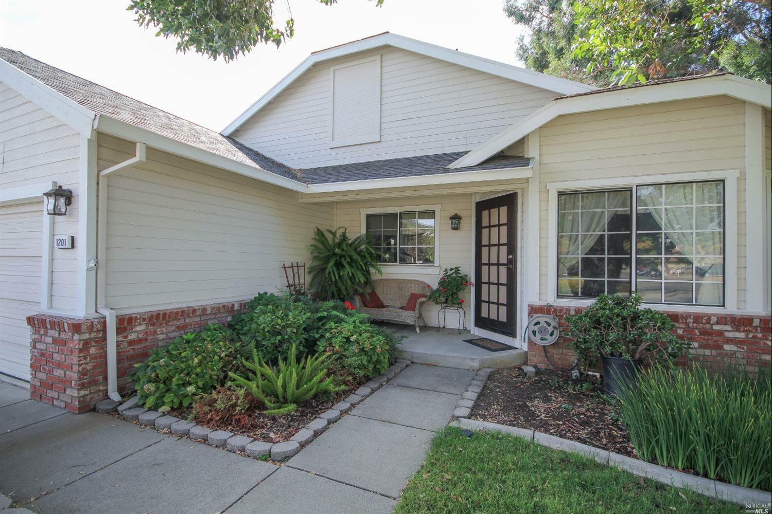 Property Photo:  1201 Deanza Court  CA 94585 