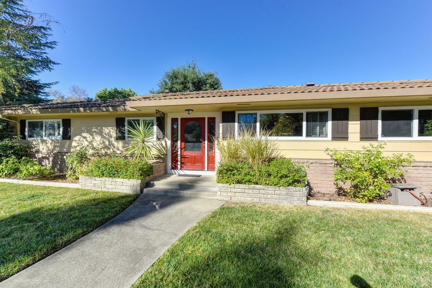 1408 San Clemente Way  Sacramento CA 95831 photo