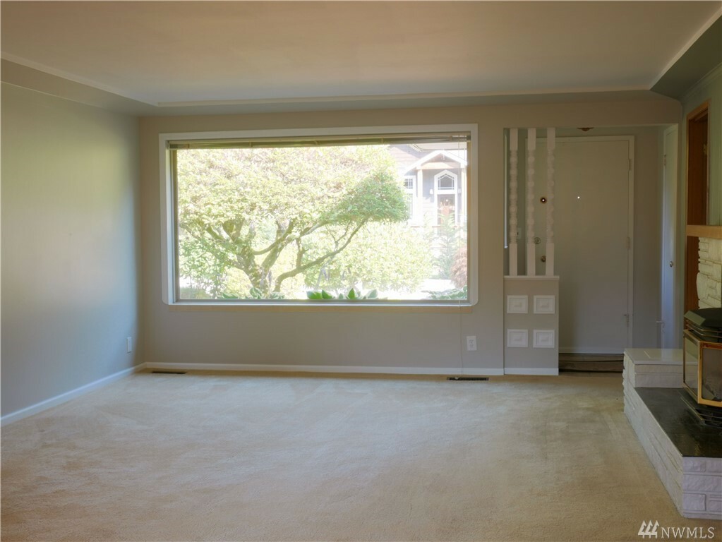 Property Photo: 11106 236th Place SW WA 98020