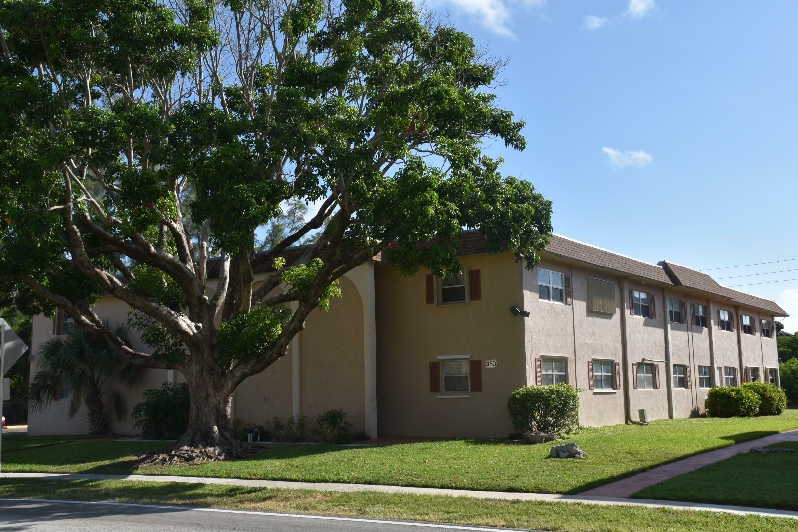 Property Photo:  450 SW 2nd Avenue 2060  FL 33432 