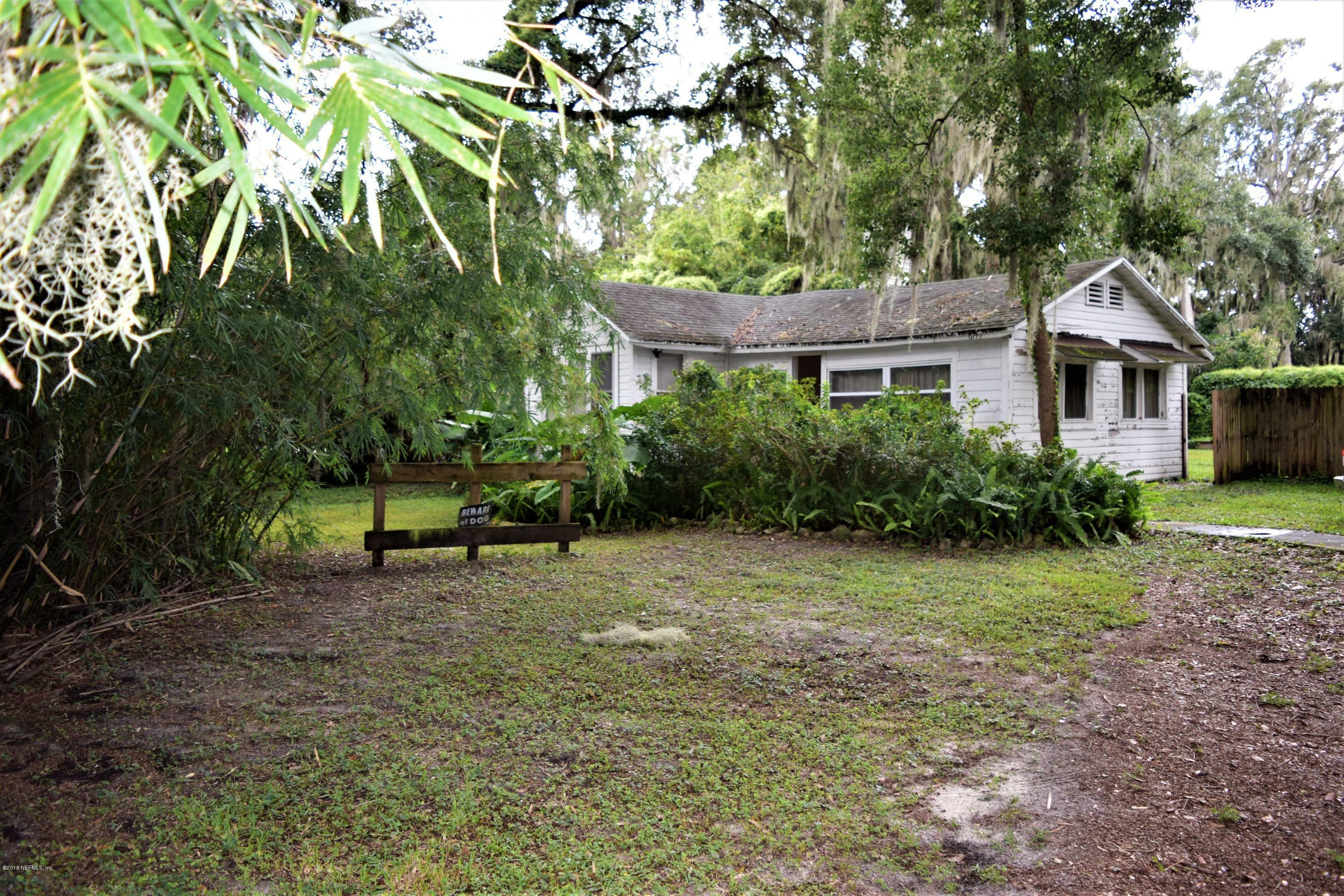 Property Photo:  6749 Oakwood Drive  FL 32211 