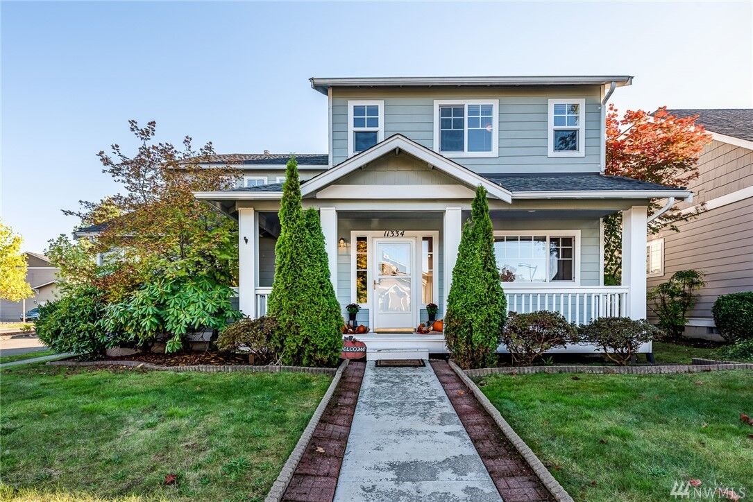 Property Photo:  11334 33rd St NE  WA 98258 