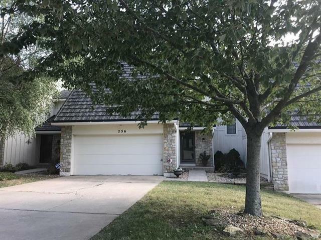 Property Photo: 256 NE Edgewater Drive MO 64064