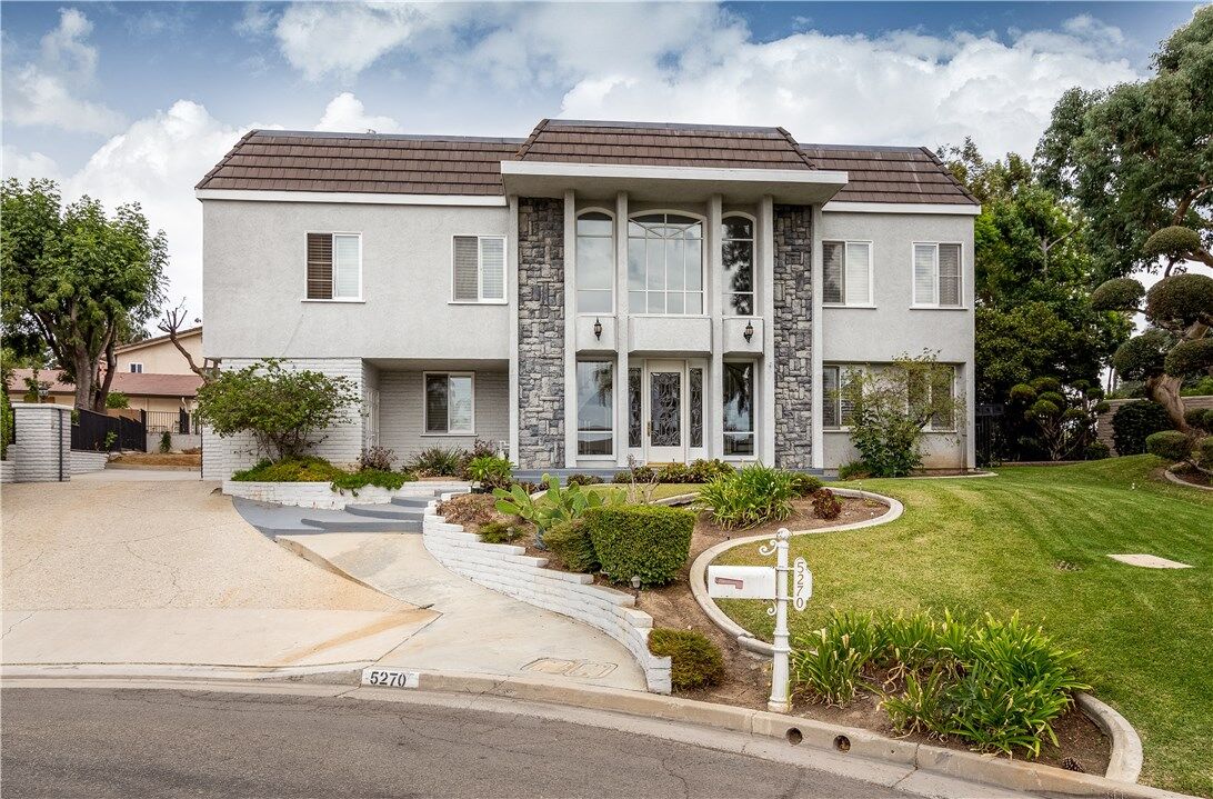 Property Photo: 5270 Buck Hill Avenue CA 90621