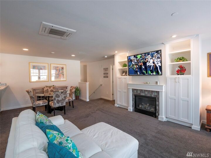 Property Photo:  21900 SE 242nd St G1  WA 98038 