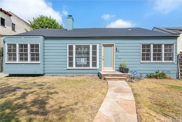 Property Photo: 1560 Kelton Avenue CA 90024