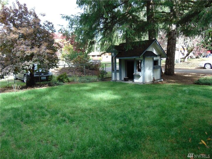 Property Photo: 31 E Noble Place WA 98584