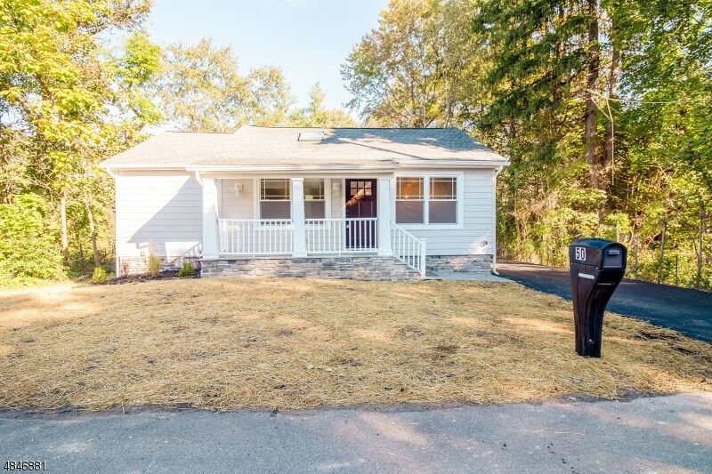 Property Photo:  50 Bellows Ln  NJ 07082 