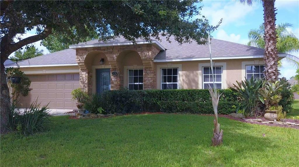 Property Photo: 170 Velveteen Place FL 32766