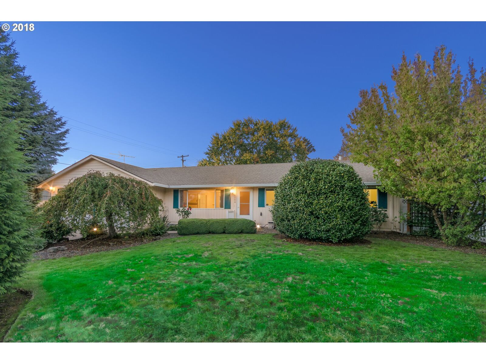 Property Photo:  6504 Kansas St  WA 98661 