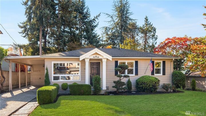 10212 NE 65th St  Kirkland WA 98033 photo