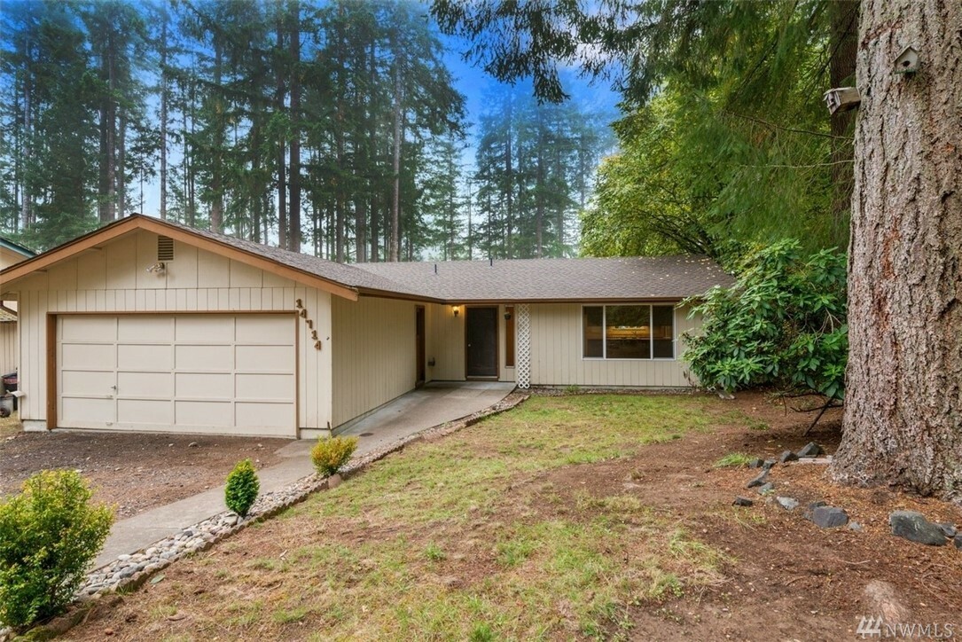 14714 Aqua Dr Kpn  Gig Harbor WA 98329 photo