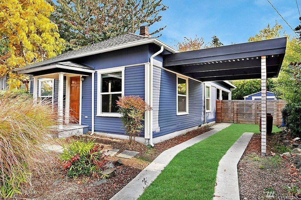 Property Photo:  906 24th Ave S  WA 98144 