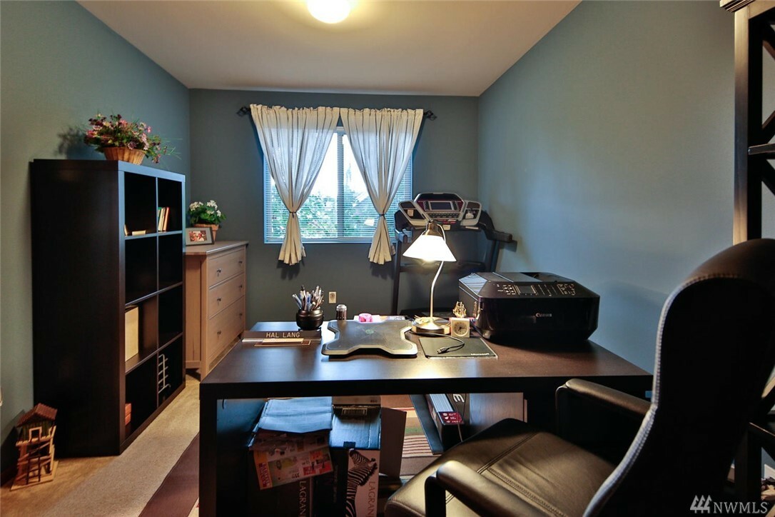 Property Photo: 8236 42nd St NE WA 98270
