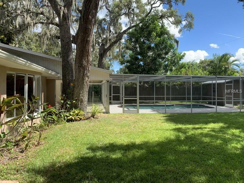 Property Photo:  2516 Monterey Street  FL 34231 