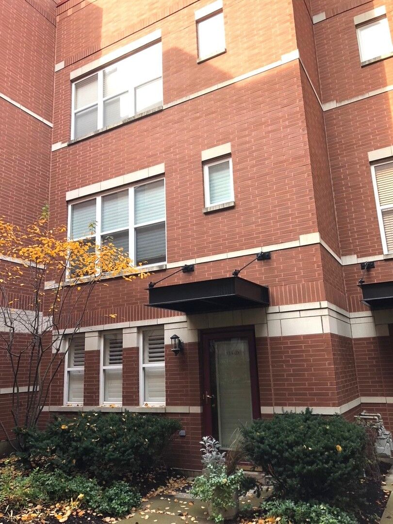 Property Photo: 533 Chicago Avenue D IL 60202