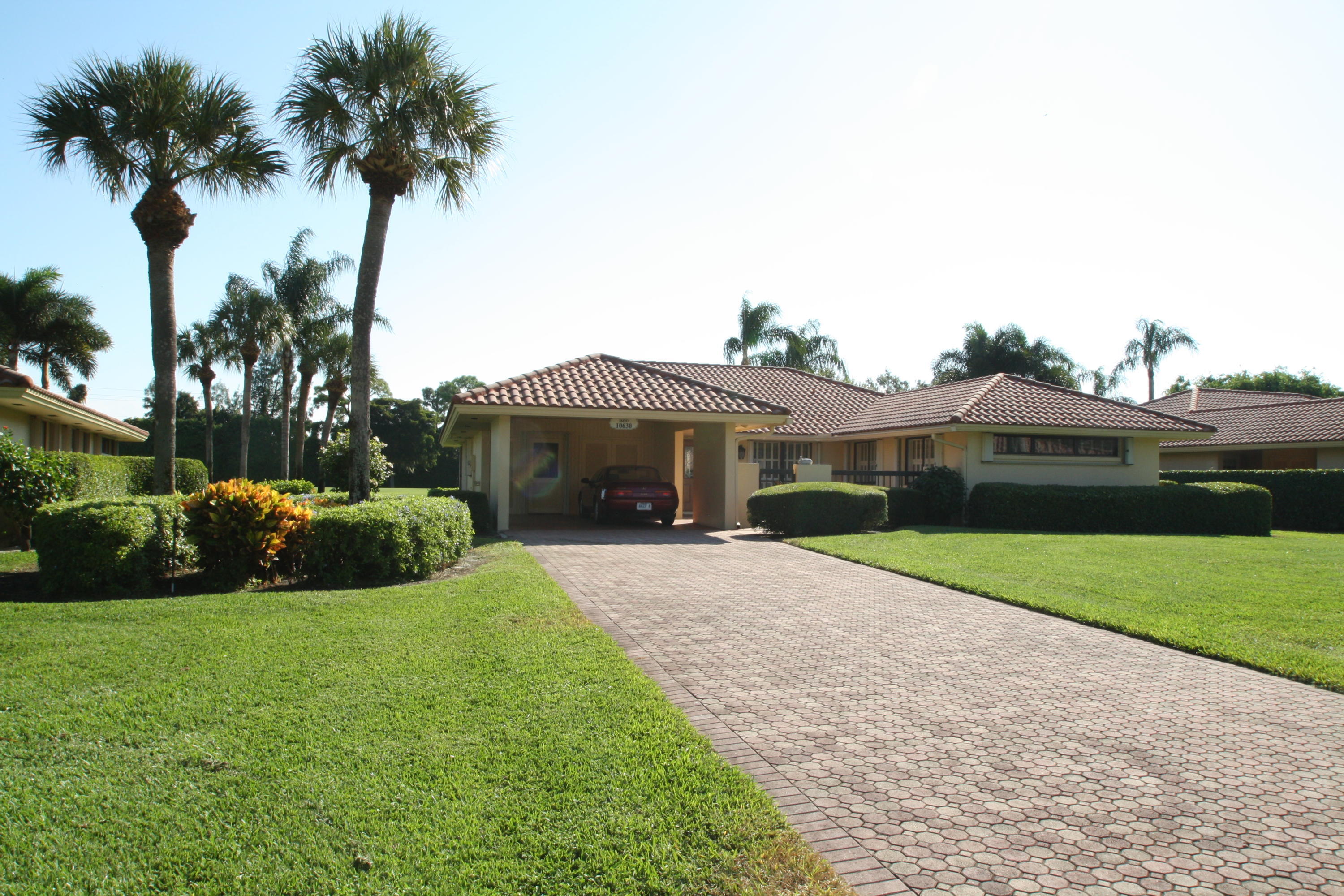 Property Photo: 10630 Limeberry Drive FL 33436