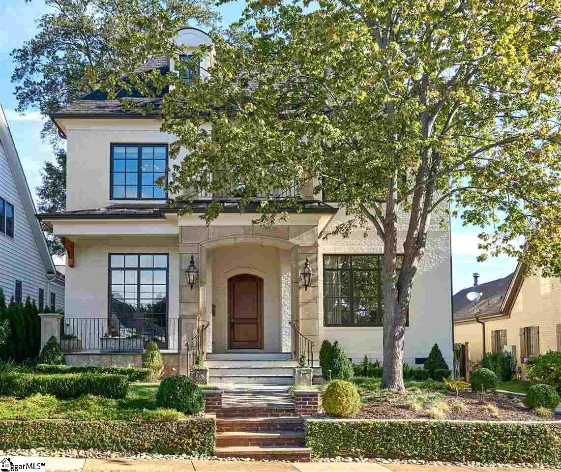 Property Photo: 407 E Camperdown Way SC 29601