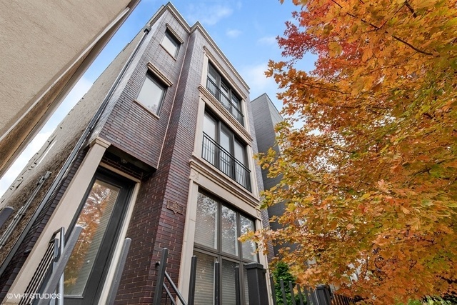 Property Photo: 1333 North Wolcott Avenue 3 IL 60622
