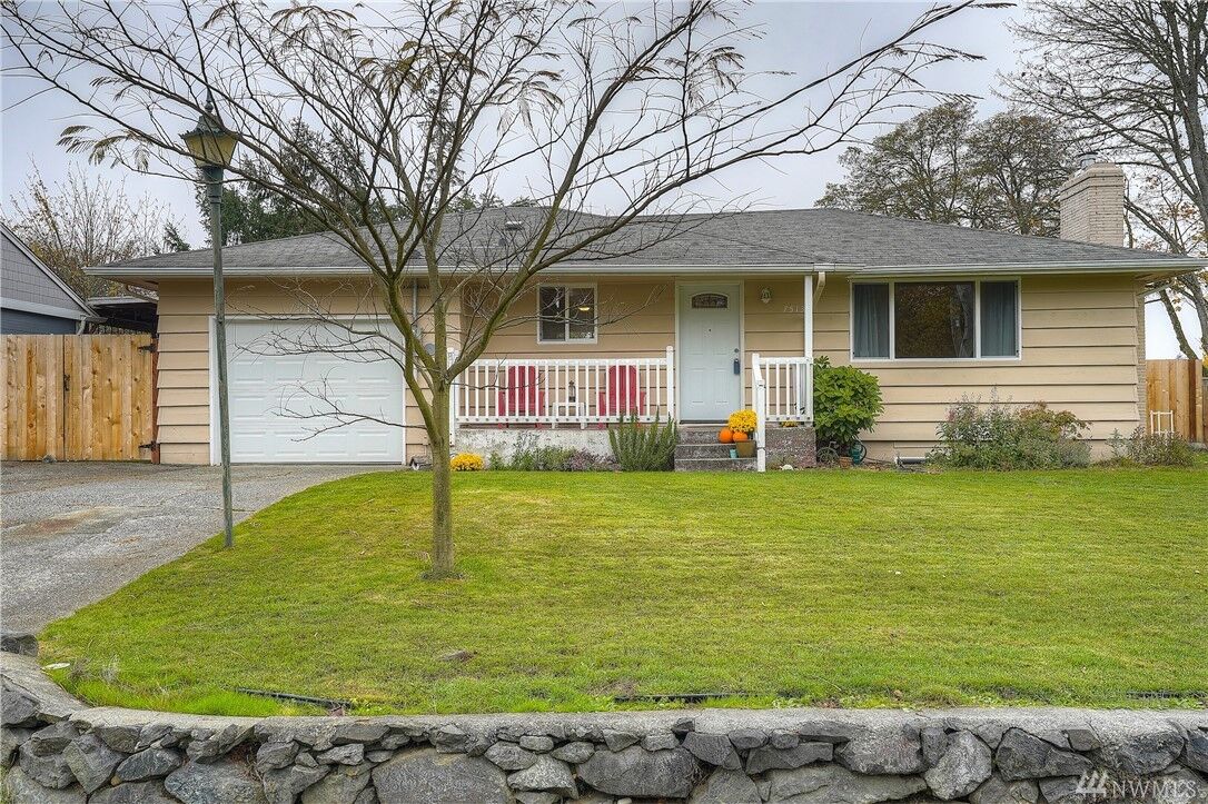 Property Photo:  7513 30th St W  WA 98466 