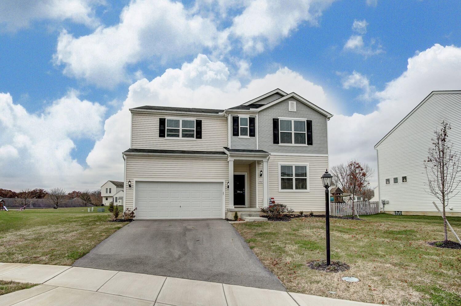 Property Photo: 917 Poppleton Place OH 43062