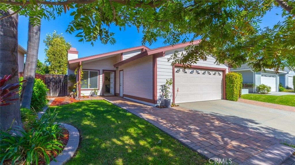 Property Photo:  28471 Botorrita  CA 92692 