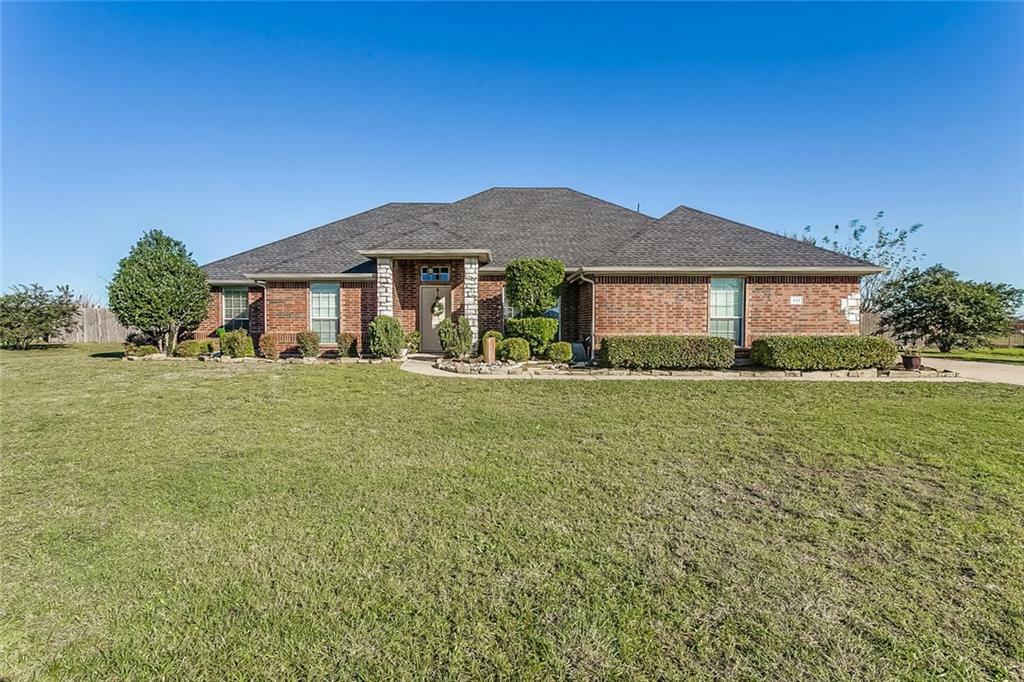 Property Photo:  111 Springfield Lane  TX 75165 