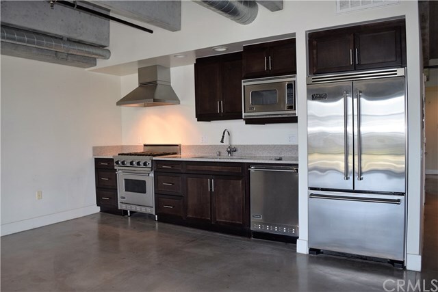 Property Photo: 4141 Glencoe Avenue 305 CA 90292