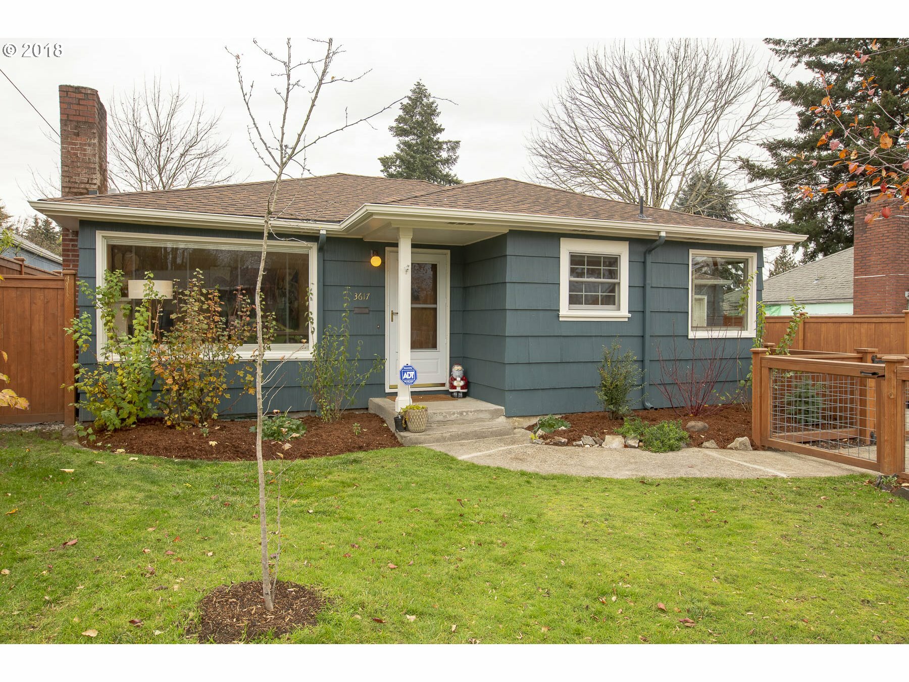 Property Photo:  3617 NE 109th Ave  OR 97220 