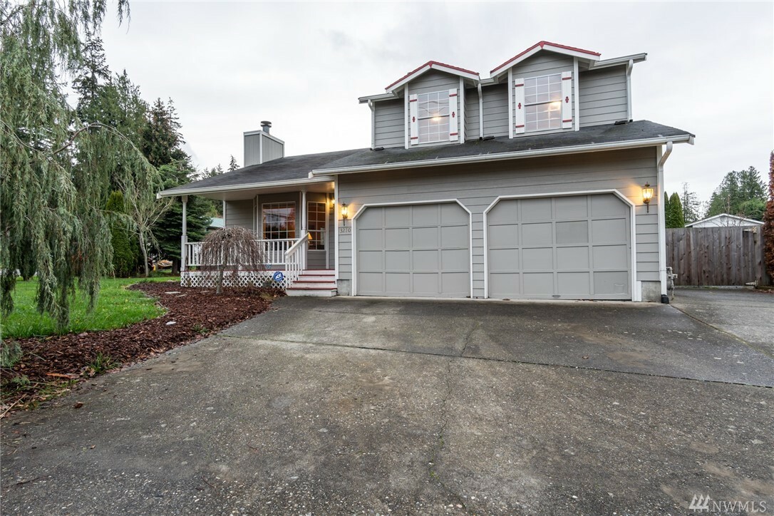 Property Photo:  3210 E Division St  WA 98274 