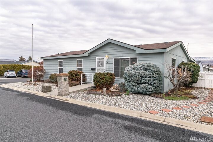 Property Photo:  1809 Heritage Haven  WA 98801 