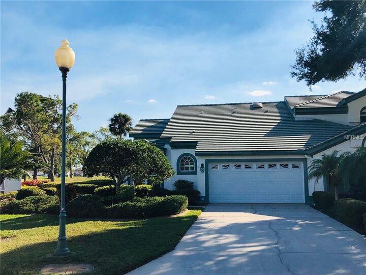 Property Photo:  746 Connemara Court  FL 34292 