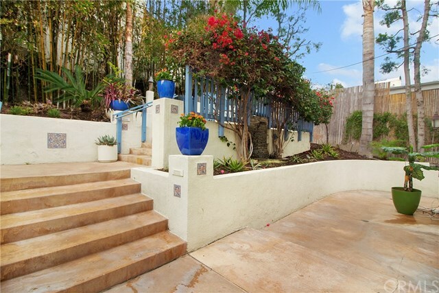 Property Photo:  252 Avenida Granada  CA 92672 