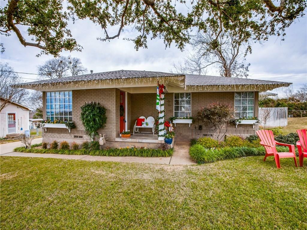 Property Photo: 504 W Kaufman Street TX 75087