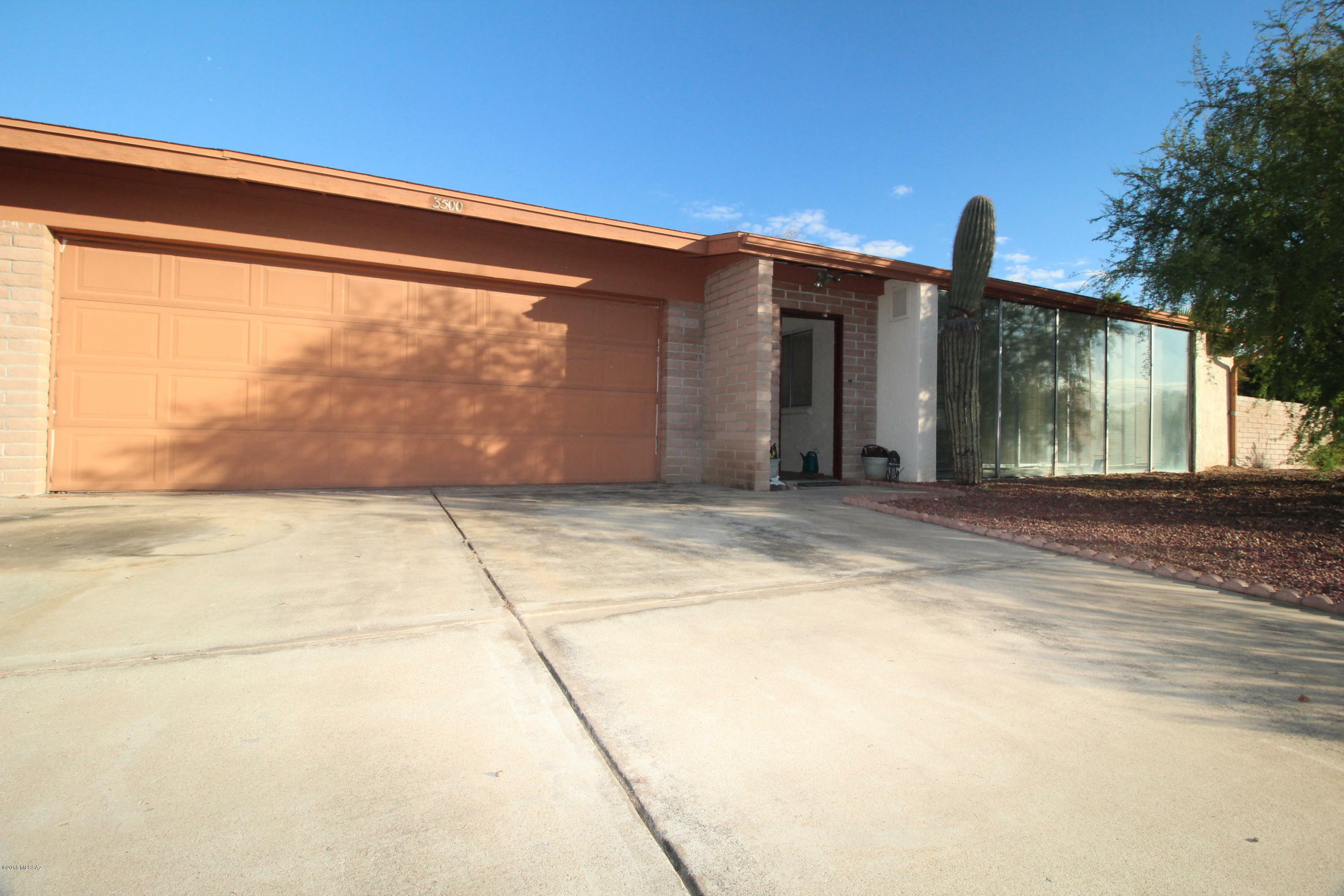 Property Photo:  3500 W Eunice Place  AZ 85741 