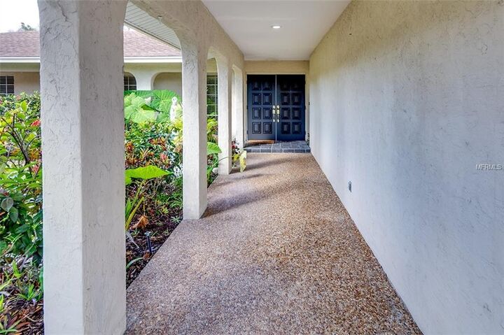 Property Photo:  6724 Pennsylvania Avenue  FL 34243 