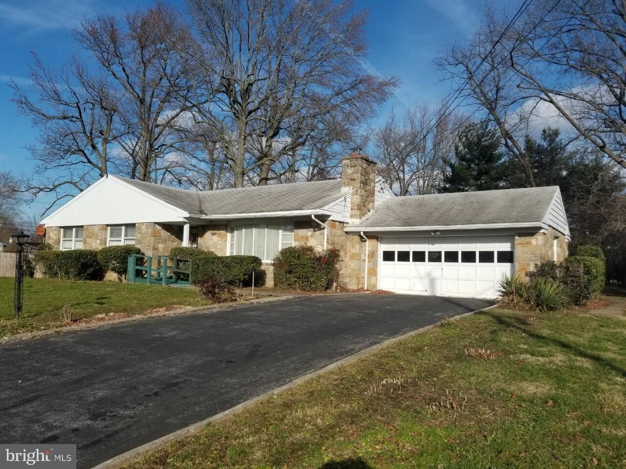 Property Photo: 601 Paul Street PA 19050