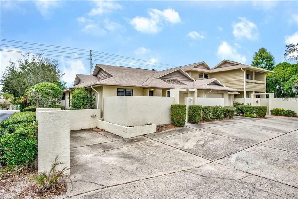 Property Photo:  101 Lakeside Colony Drive  FL 34689 