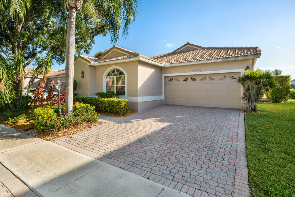 Property Photo:  6417 Brava Way  FL 33433 