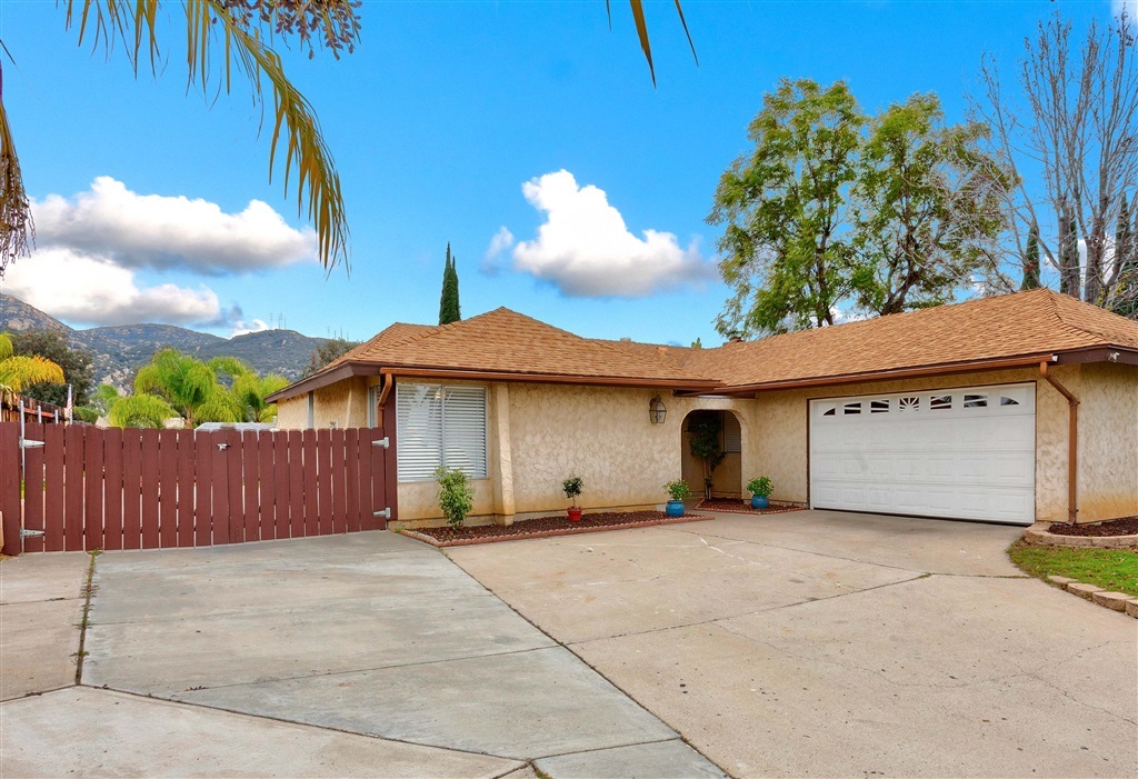 Property Photo: 8639 Calle Mirador CA 92021