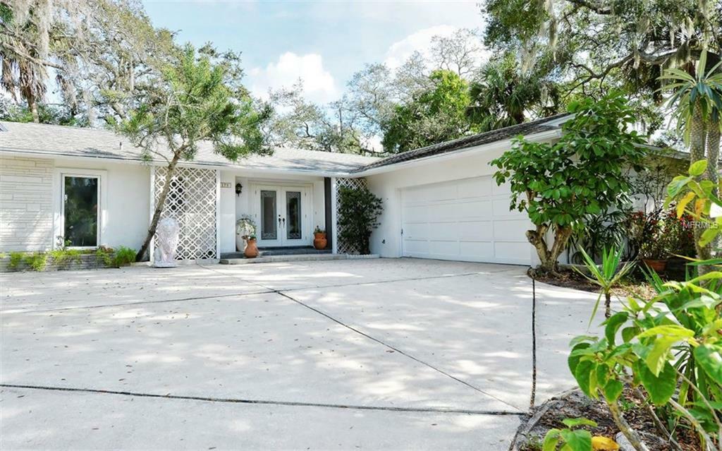 Property Photo:  1175 Tahiti Parkway  FL 34236 