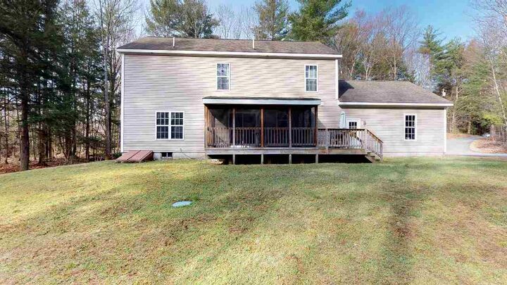 Property Photo: 26 Red Oak Drive NH 03431