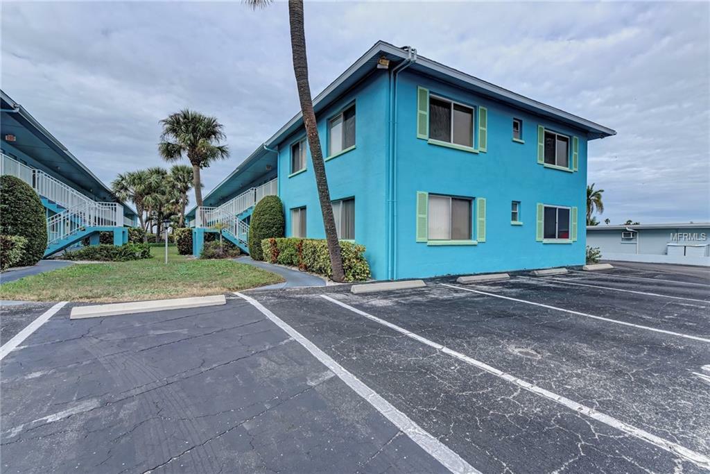 Property Photo: 117 7th Street N 28 FL 34217