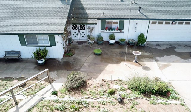 Property Photo:  250 S Las Flores Drive  CA 93444 