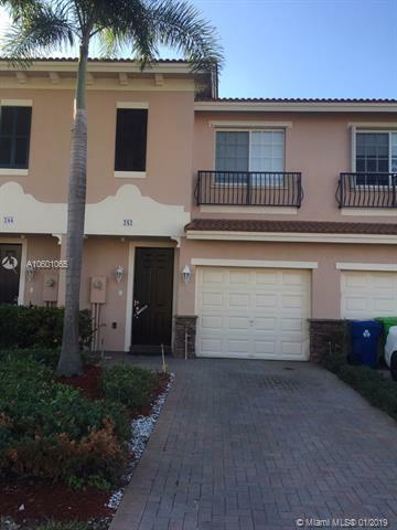 Property Photo:  242 Las Brisas Cir 242  FL 33326 