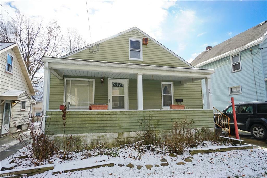 Property Photo:  947 E Boston Avenue  OH 44502 