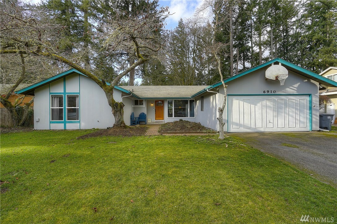 Property Photo:  6910 Topaz Dr SW  WA 98498 