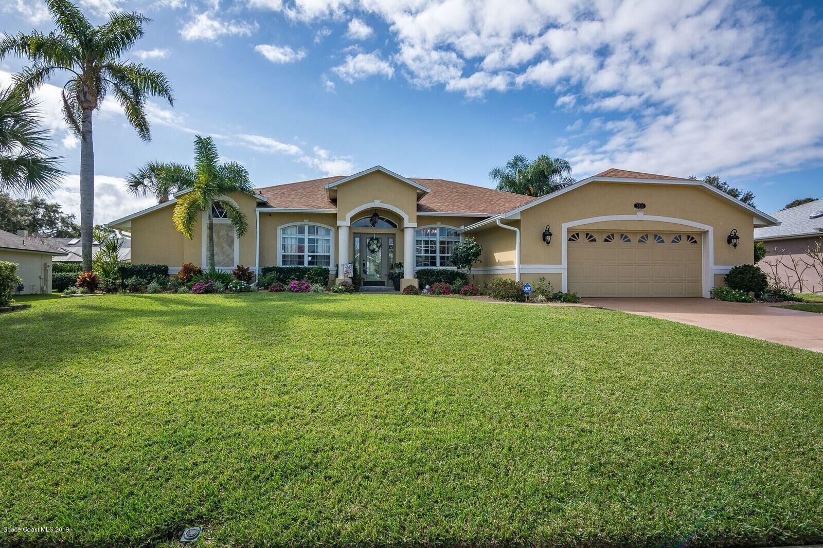 Property Photo: 3713 Wilson Place FL 32934
